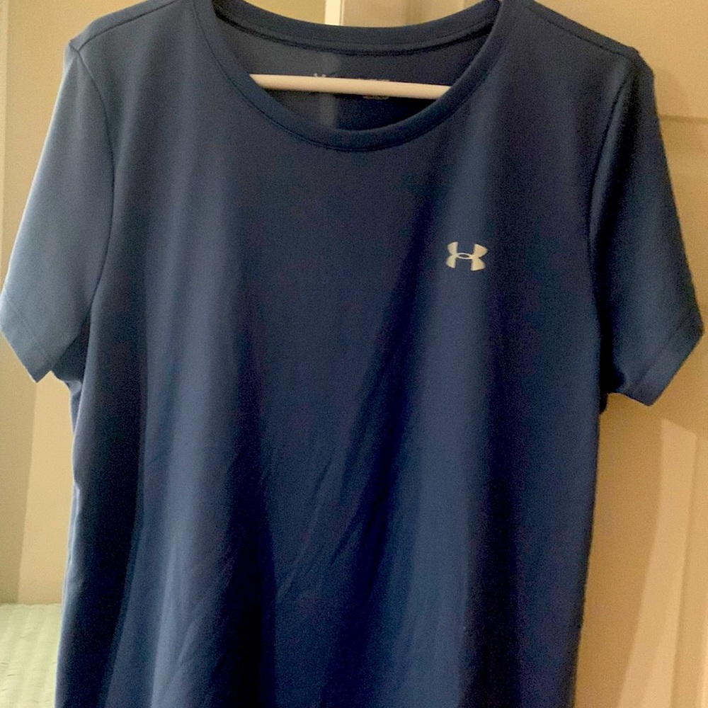 Under Armour Womens top